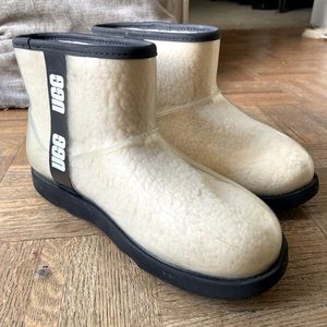 COPY - UGG Classic Mini waterproof clear Boots size 7